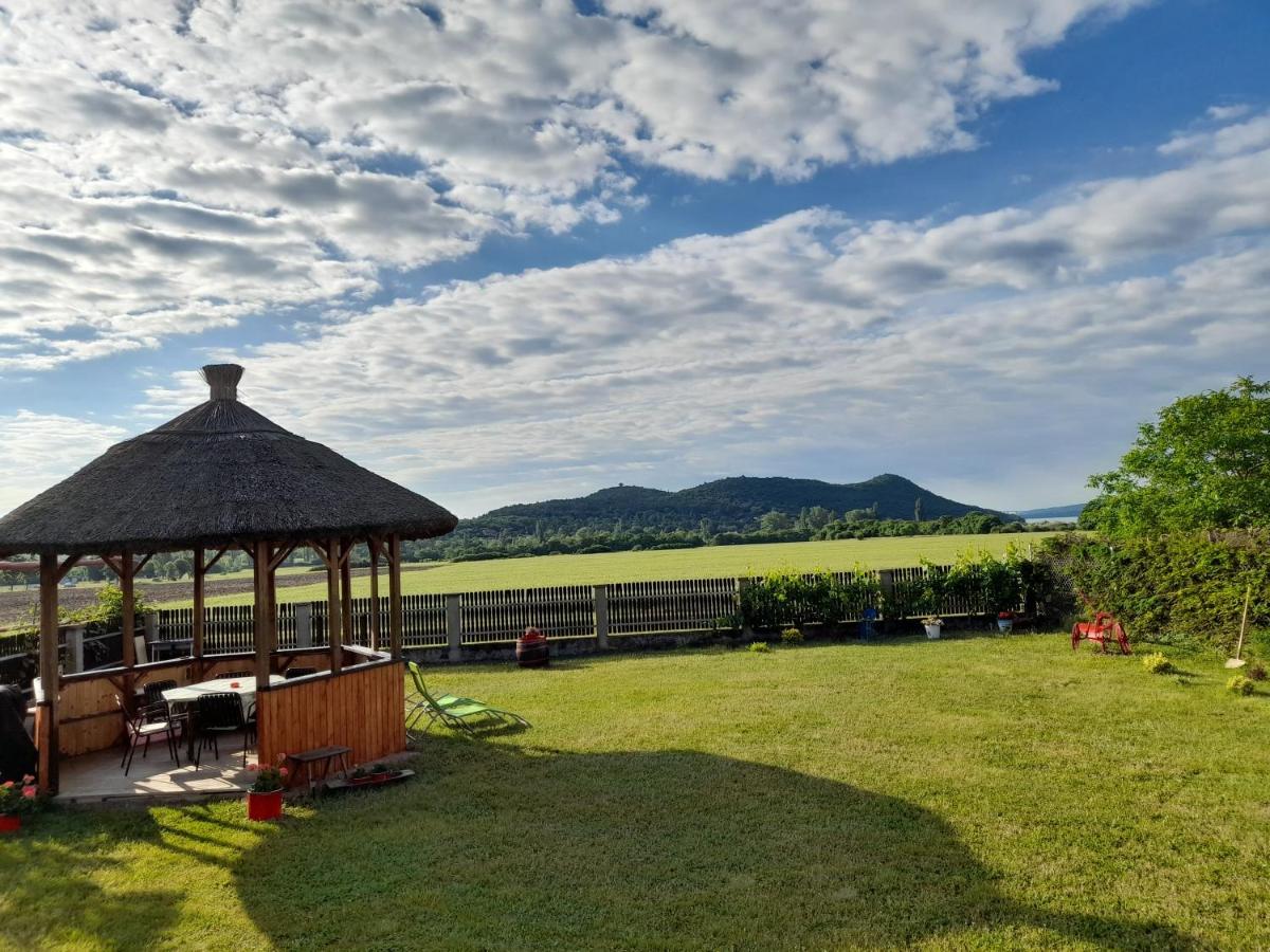 Aszofoi Panorama Apartmanhaz Extérieur photo